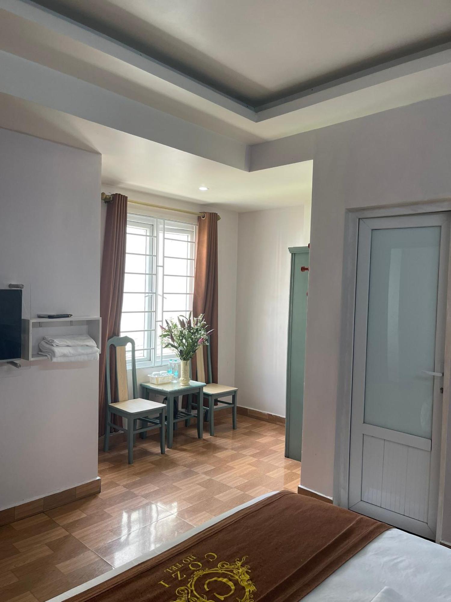 Cozi Hotel Hai Phong Buitenkant foto