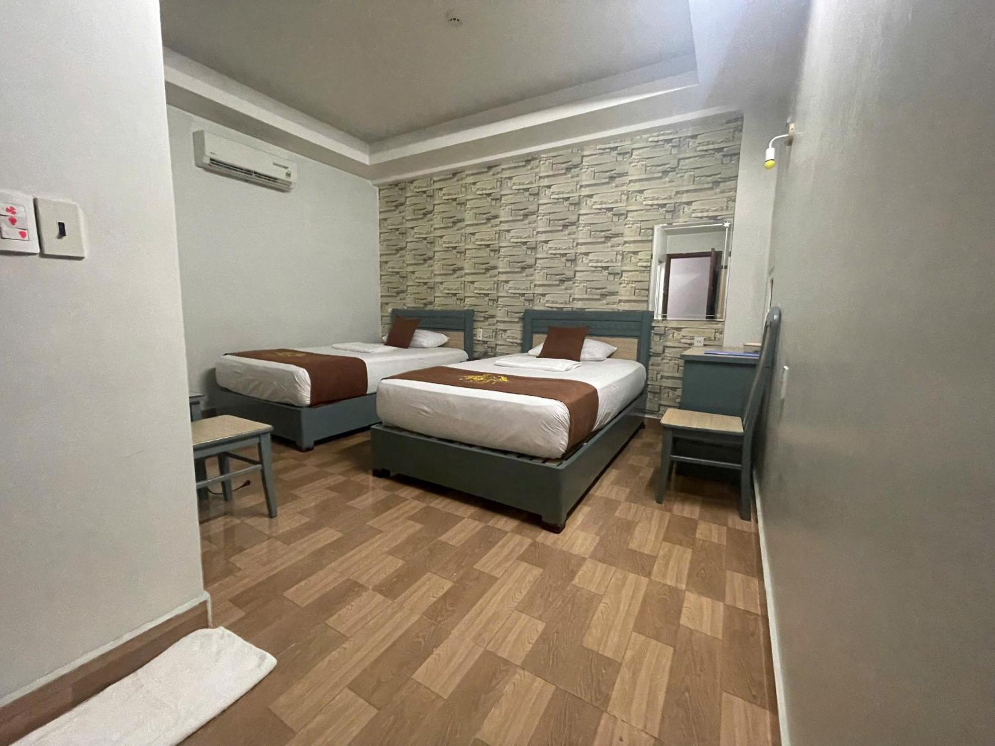 Cozi Hotel Hai Phong Buitenkant foto