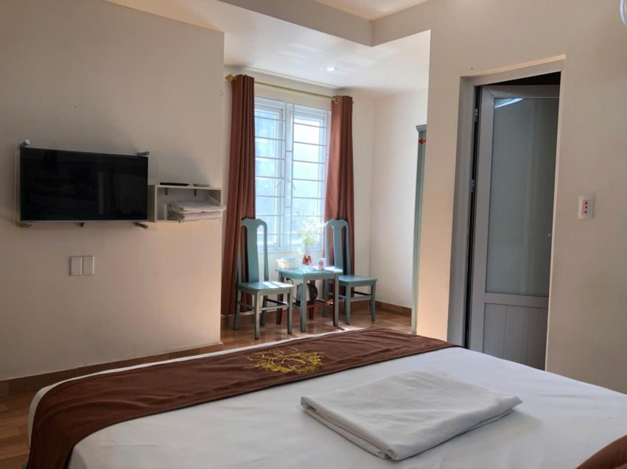Cozi Hotel Hai Phong Buitenkant foto