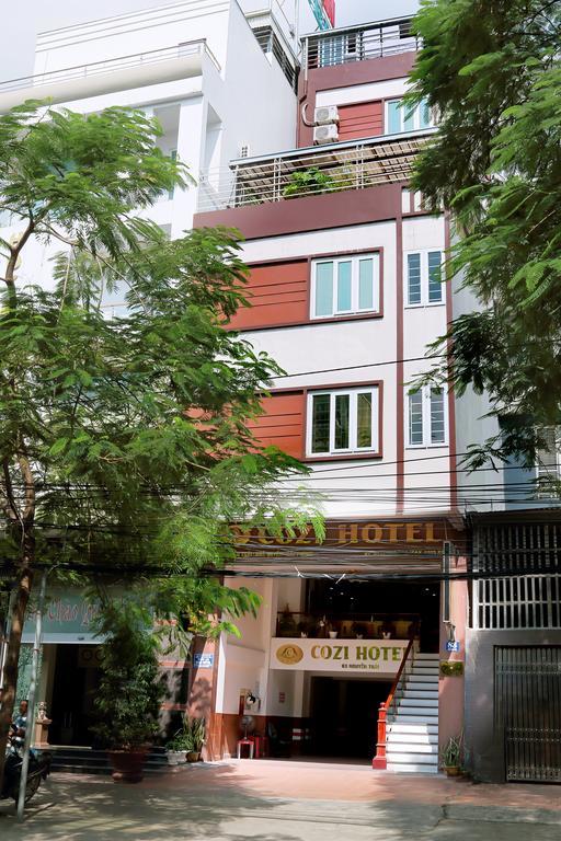 Cozi Hotel Hai Phong Buitenkant foto